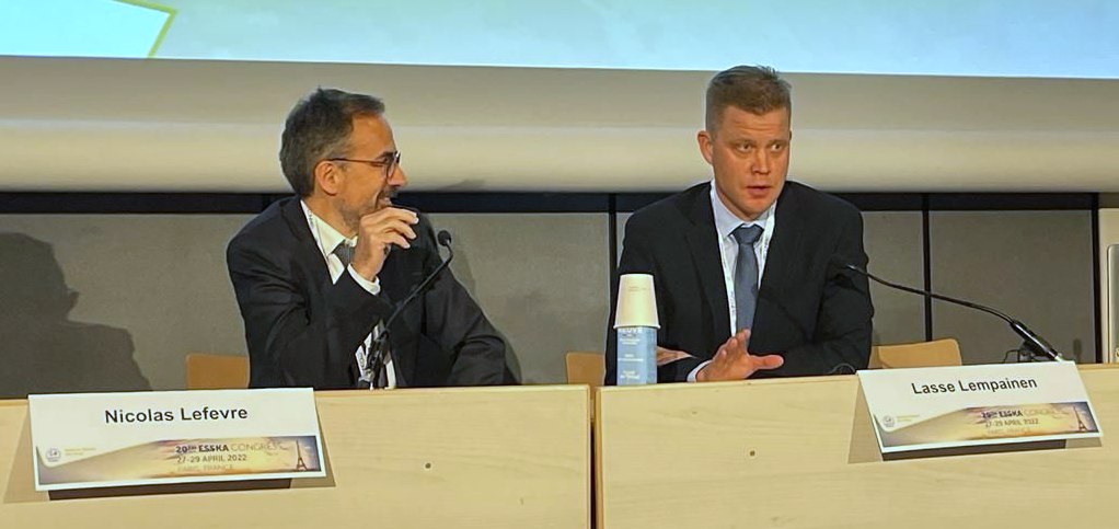 ESSKA congress was organized in Paris